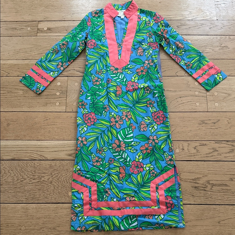 Floral Long Sleeve Dress with Pink Accents STS coverup or daytime dress